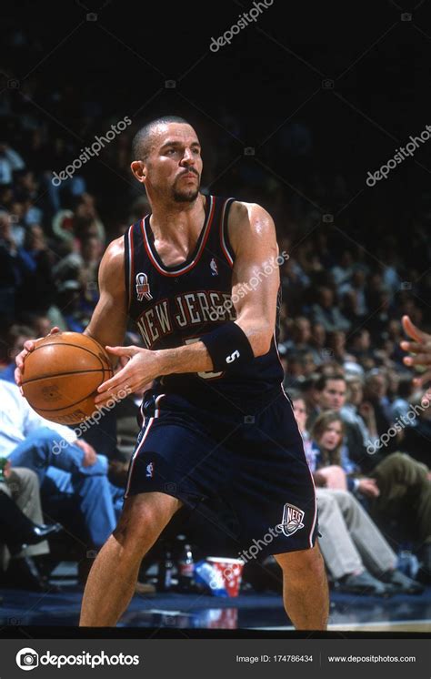 Jason Kidd Nets / Jason Kidd Of The New Jersey Nets Attempts A Jumpshot ...