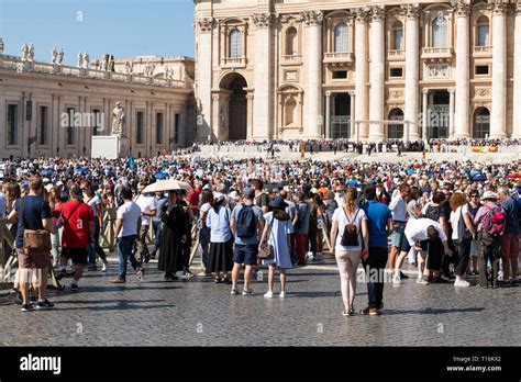 Vatican City, Italy - September 5, 2018: People crowd in St Peter's ...