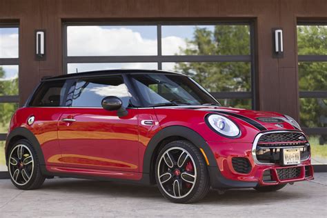 2016 MINI Cooper Test Drive Review - CarGurus.ca