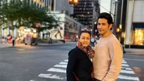 Mahesh Babu shares romantic photo with wife Namrata Shirodkar from New York - Hindustan Times