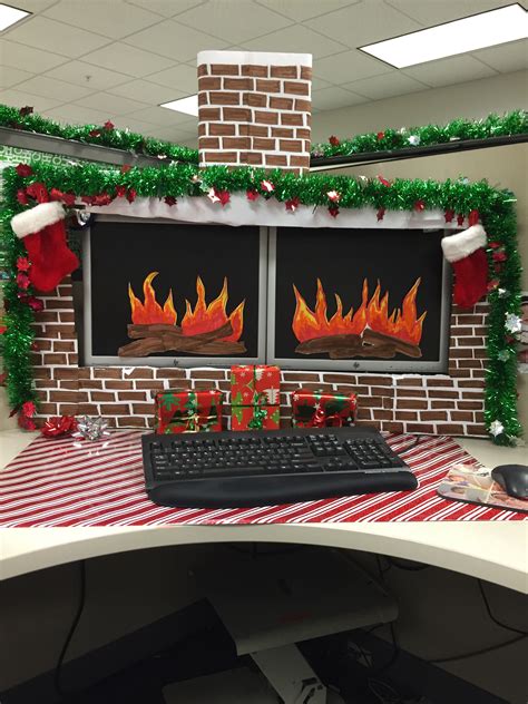 Christmas desk decorations. I have a pin out there without the chimney ...