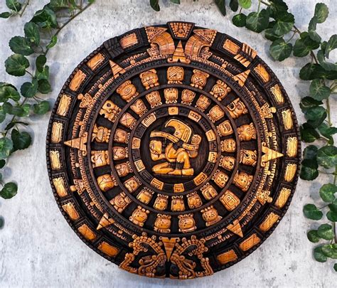 Prehispanic Mayan Art, Mayan Calendar, Mexican Painting, Wood Carving ...