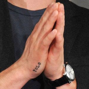 Zac Efron's New Tattoo: What Does It Say? | E! News