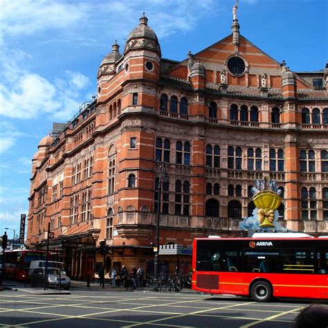 PALACE THEATRE (London) - All You Need to Know BEFORE You Go