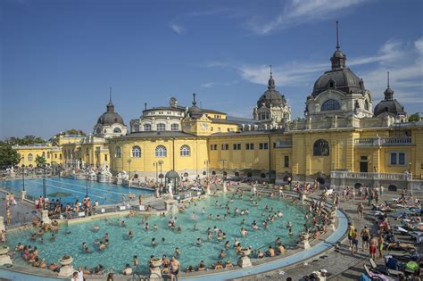 The 6 Best Thermal Baths to Visit in Budapest