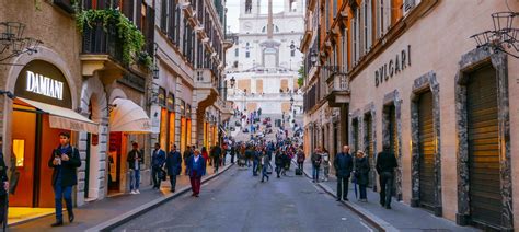 7 Best Places To Go Shopping in Rome, Italy | CuddlyNest