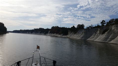 AquaFennatic Great Loop Blog: Sumter Landing Anchorage on the Tombigbee to Mobile Alabama - Oct ...