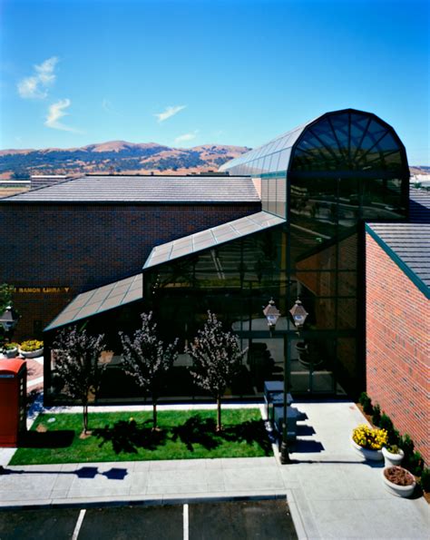 San Ramon Library | Solarium Series 6000 Vaulted Skylight — Solarium & Skylight Systems