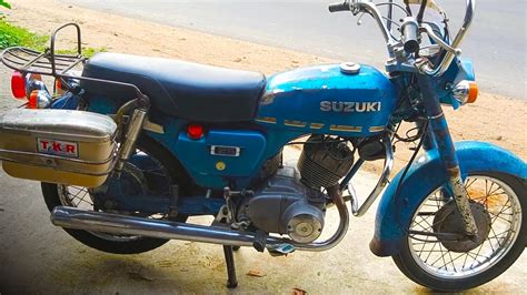 30 Years Old Suzuki Classic Motor Bike. - YouTube