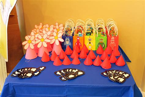 Picnic Party: Yo Gabba Gabba Party Supplies