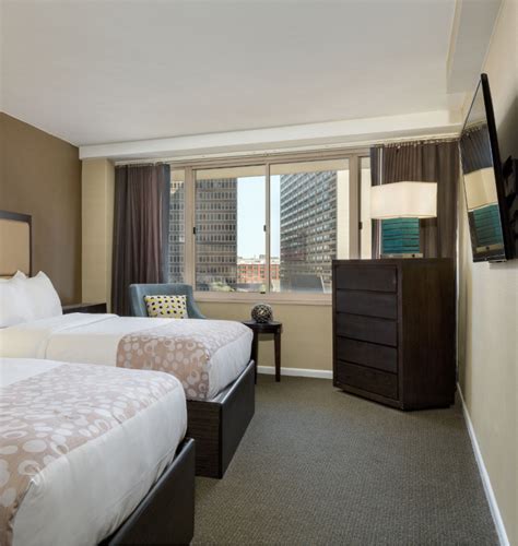 Philadelphia Hotel Suites | The Windsor Suites