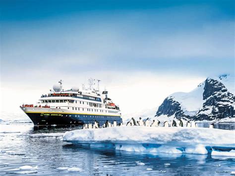 Exploring Antarctica on the National Geographic Explorer with Lindblad ...