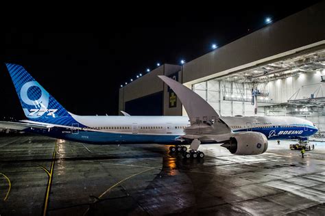 Boeing 777X Engine Issues Delay First Flight