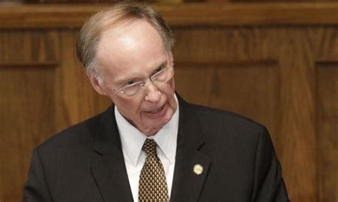 Alabama governor apologises to India in 'excessive force' case - World ...