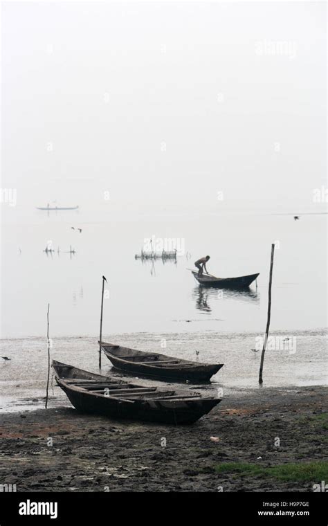 Chilika Lake, Odisha, India Stock Photo - Alamy