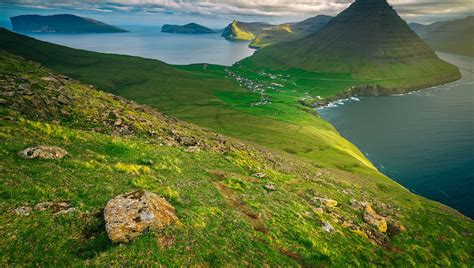 6 Photos of the Faroe Islands' Dramatic and Staggeringly Beautiful ...