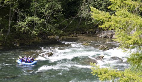 Clackamas River Rafting - River Drifters