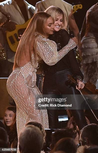 Beyonce Country Music Awards Photos and Premium High Res Pictures ...