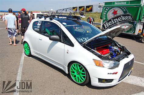 TopWorldAuto >> Photos of Mitsubishi Colt Turbo - photo galleries