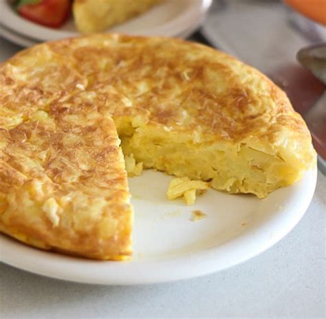 Tortilla de patata (Spanish omelette)