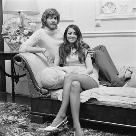 Barry Gibb reveals his secret behind 54-year marriage to "special" wife ...