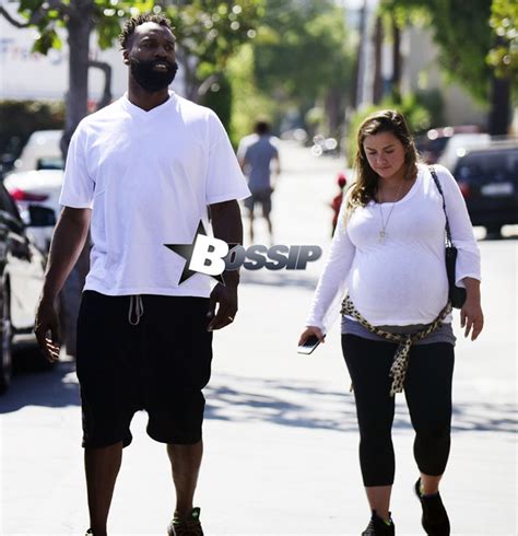 Baron Davis Has Lunch With His Extremely Pregnant Wife Isabella