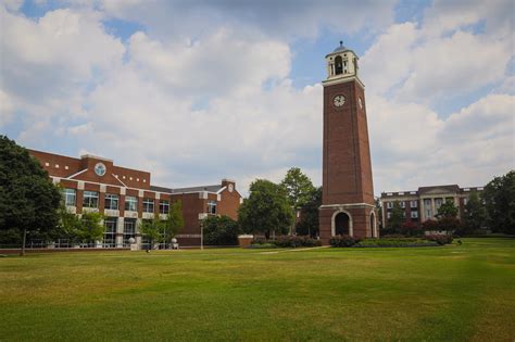 Birmingham-Southern tries to help its faculty understand the higher ed ...