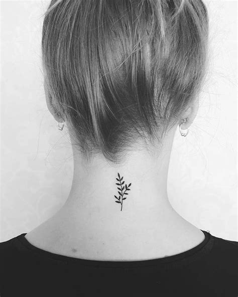 30 Of The Most Epic Neck Tattoos | DeMilked