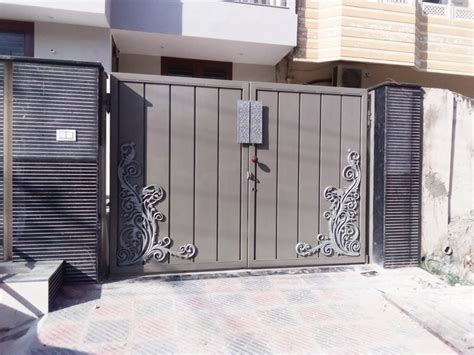 Modern Design Iron Gate/Door, For Home at Rs 85/kg in Jaipur | ID: 23525511330