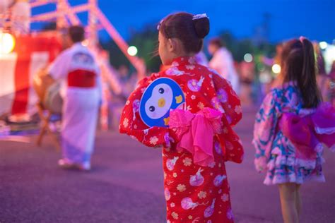 How to Enjoy Summer Festivals in Japan