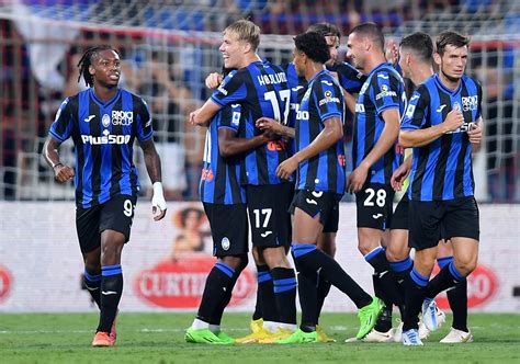 Atalanta top of Serie A after 2-0 win at Monza | Reuters