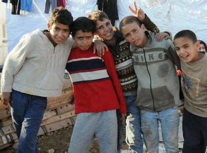 Creative response to Syrian refugee needs: human dignity solutions - Mission Network News