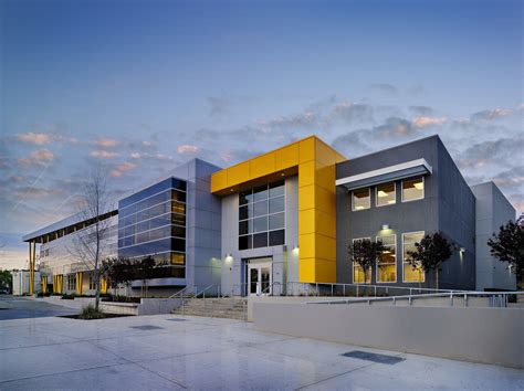 Edison High School Academic Building | Darden Architects | Archello