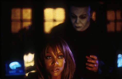 Halloween Resurrection - The Halloween movies Photo (2784061) - Fanpop