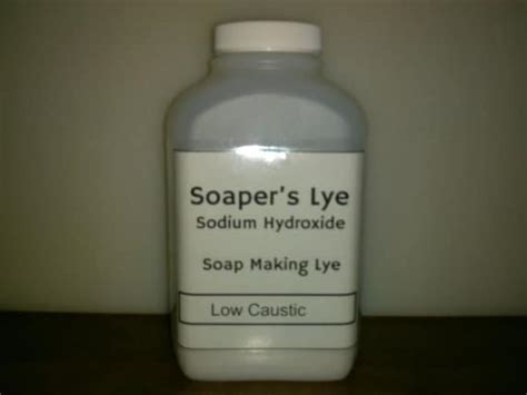 1 LB Soap making lye. Sodium Hydroxide 98% by wolverinemountain