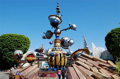 Astro Orbiter (Disneyland Park) | Disney Parks Wiki | FANDOM powered by Wikia