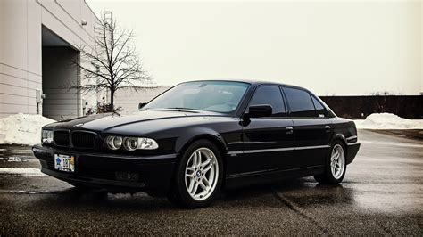 Bmw E38 740i - reviews, prices, ratings with various photos