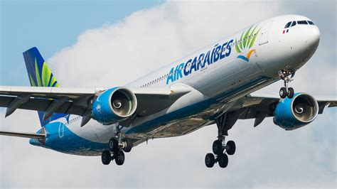 Un Ilyushin 76 à Paris Orly pour Air Caraïbes – ACTU AERO /// AAF