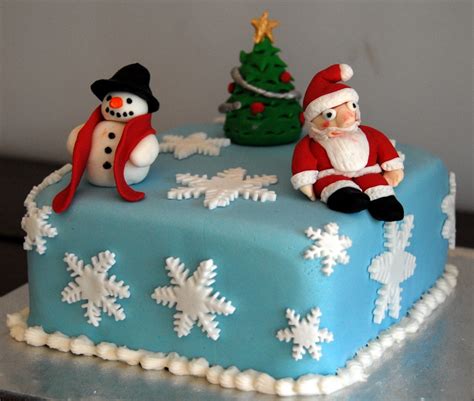 Free greeting cards, Download cards for festival: Christmas cake, Christmas cake recipe ...