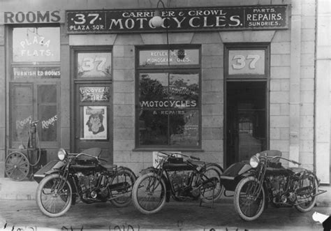 Vintage Indian Motorcycle Store - (SILODROME)