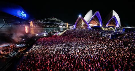 The Sydney Opera House - Forecourt - Sydney - Concert Tickets, Tour ...