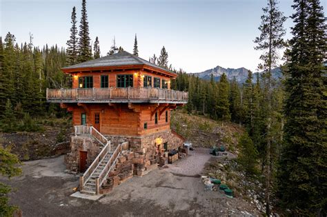 Fire Lookout Towers | Natural Retreats