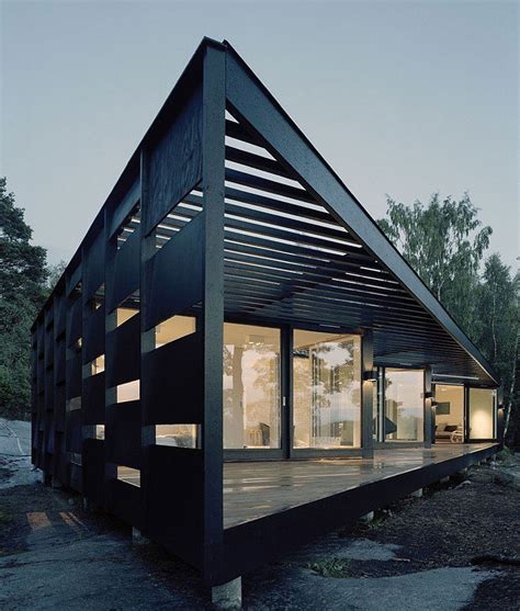 House Exterior Colors – 14 Modern Black Houses From Around The World | CONTEMPORIST