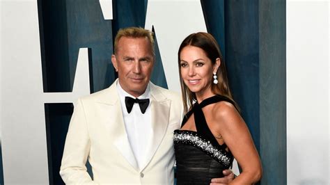 Kevin Costner Says Estranged Wife Won't Leave Santa Barbara Home