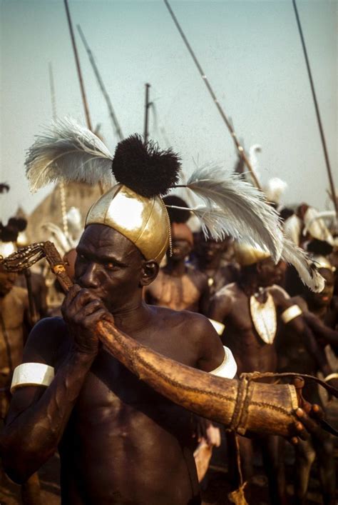 'Lost' early photographs shed light on Sudan's Nuba and Latuka tribes — CNN | Tribos, Acessórios ...