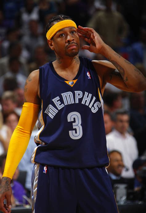 Download Memphis Grizzlies Allen Iverson Wallpaper | Wallpapers.com