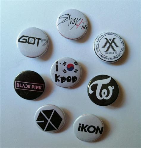 Set da 8 spille Kpop pins button badge set k-pop music Korea | Etsy