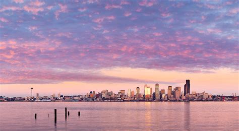 Alki Beach Pink Sunset Photograph by Thorsten Scheuermann