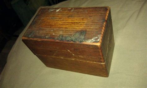 Old Wooden box,hinge lid,vintage,agedOld Wooden box,hinge lid,vintage,aged | Old wooden boxes ...