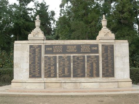 IND. Kohima War Cemetery - World War Two Cemeteries - Remembering the Fallen